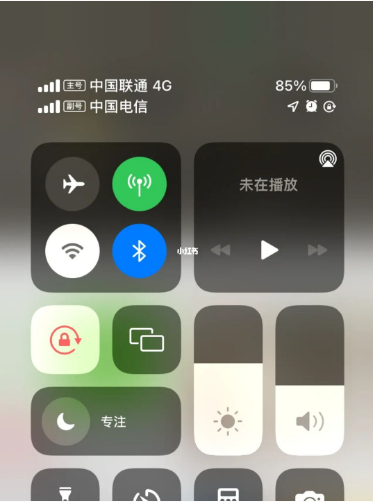 孟连苹果手机维修分享iPhone双卡信号解决办法 